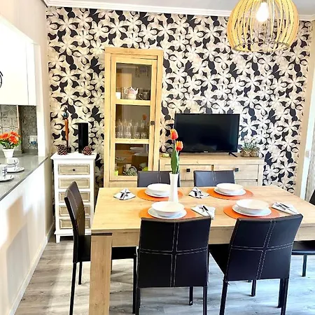 Apartbeach Sayonara 125 Climatizado Y Piscina Apartment Salou