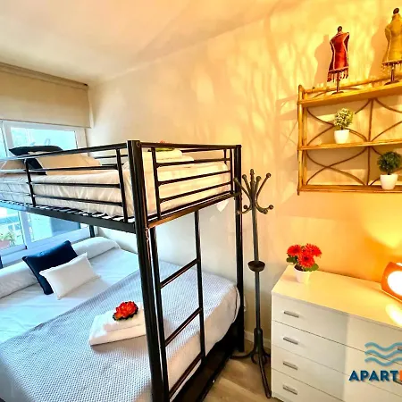 Apartbeach Sayonara 125 Climatizado Y Piscina * Salou