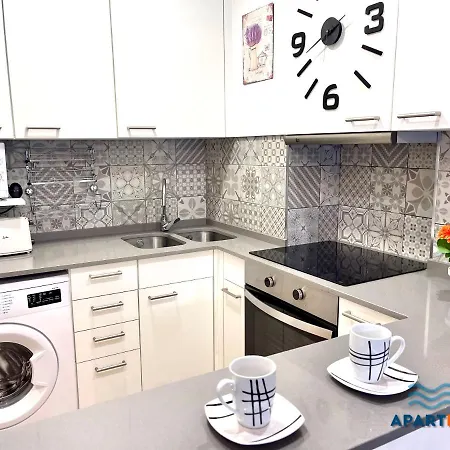 Apartbeach Sayonara 125 Climatizado Y Piscina *